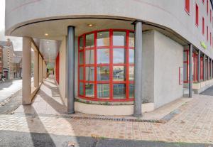 Hotels B&B HOTEL Montlucon Centre : photos des chambres