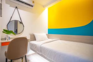 L MINITEL at Night Bazaar Chiangmai