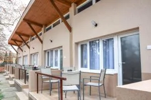 Lakeside Apartmanház Soltvadkert - Kecel