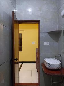 Naik home stay