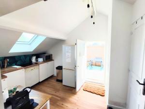 Appartements Appart de charme aux pieds des remparts, terrasse : photos des chambres