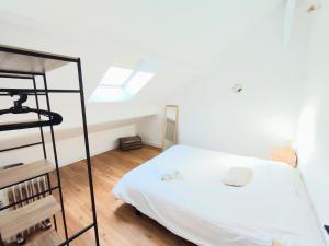 Appartements Appart de charme aux pieds des remparts, terrasse : photos des chambres