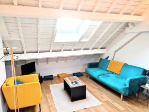 Appartements Appart de charme aux pieds des remparts, terrasse : photos des chambres