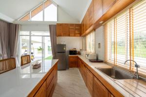 บ้านลินลดา พูลวิลล่าขนอม