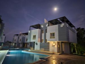 Noura Luxury Hotel Villa with free Pool and Beach access in Hurghada