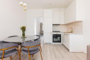 Heritage House Dane apartment