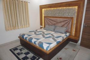 Ultra Luxurious 3BHK Stylish Haven Retreat