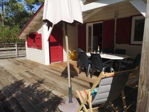 Et pourquoi pas des vacances naturistes à la Jenny ?