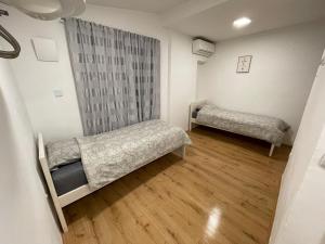 City Centre Rooms - self check in