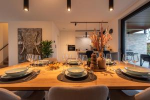 NIEUW De Grenspaal NOORD 6P - 3SLPK 5 min Maastricht - SAUNA - LAADPAAL