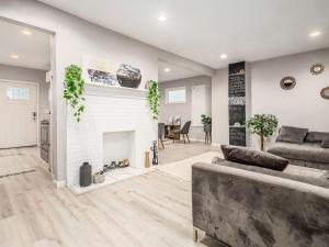 Staying Comfortable in Central Columbus, Pet Friendly, 30 Day Min Stay