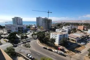 Amplio Departamento Central Piso 11 Frente Casino Luckia - Codpa