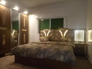 Decapolis with garden - Nāţifah