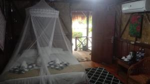 Bintan Brzee Beach in Bintan Island - Bungalow 4