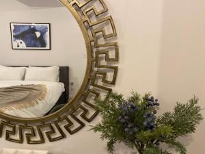 The Grove King bed Wi-Fi EV Charger