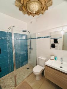 Appartements EXCEPTIONNEL !!! VENEZ SEJOURNER DANS LES 3 SUITES D'UN AUTHENTIQUE ANCIEN PALACE DE LA 