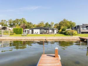 Lakeside Stay in Kamperland