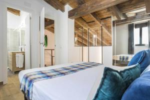 La Sierra para 12 by SkyKey