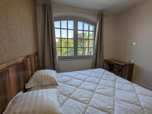 Appartements Appartement Jarnac, 3 pieces, 4 personnes - FR-1-653-247 : photos des chambres