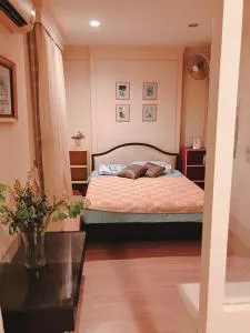 Modern home - Ban Lat Krachaeng