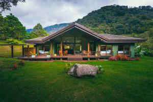 Bajos del Toro, Alajuela, Costa Rica.