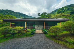 Bajos del Toro, Alajuela, Costa Rica.