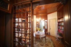 Κομψό & πολυτελές νεοκλασικό στο κέντρο της πόλης