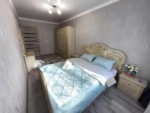 Уютная квартира в центре города - Khatynkopir