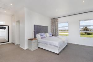 Sunset Westchester Villa