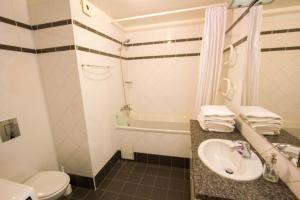 Historic Central Apartment