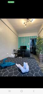 Michelle Heilig Apartments