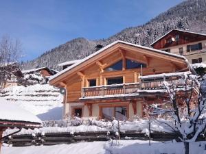 Chalet calme et récent à Arêches-Beaufort, 8 pers, exposé sud, terrasse ensoleillée, proche du village - FR-1-342-208