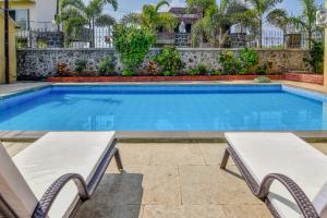 Lifeline Villas - Luxurious Taraangan 4 Mountain View Villa With Biggest Pool And Huge Open Area