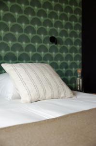 Hotels DOMAINE LE MEZO : photos des chambres