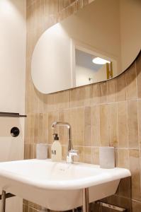Hotels DOMAINE LE MEZO : photos des chambres