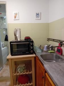 vintage and beutiful apartment in town