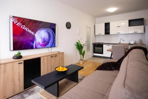 Apartman IVANA - private parking