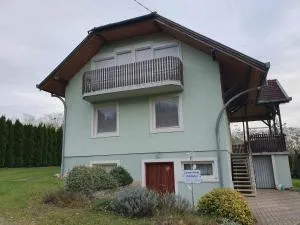 Egervári Béres Vendégház- Középső apartman - Csehimindszent