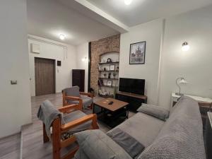 Słoneczny apartament centrum Poznania klimatyzacja wi-fi TV zmywarka pralka piekarnik