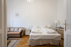 Court Crossing Apartment