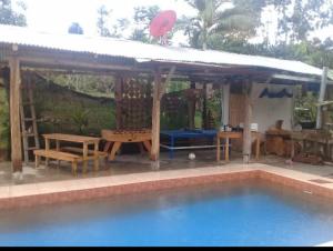 Cabaña En El Bosque