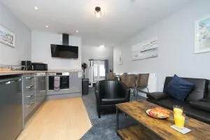 Pass the Keys Self Contained Apartment at Country Pub Restaurant - Llanddona