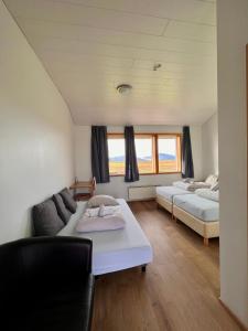 Double or Twin Room with Extra Bed room in Guesthouse Nypugardar
