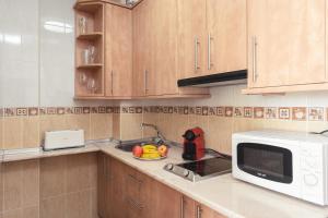 NAC8 - Bonito apartamento con vistas al mar 2 dormitorios, Wifi, 3 Piscinas, Playa a 250 metros