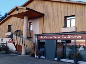 La ptite maison bois du hérisson