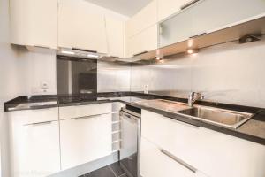Sejours chez l'habitant Chambre privee dans bel appartement. : photos des chambres