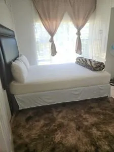 HUNTERS NEST GUEST HOUSE BRONKHORSTSPRUIT - Bronkhorstspruit