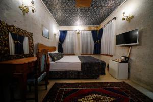 Stone Double Room with Valley View room in Nar Cave Hotel