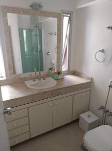 Apto Pitangueiras vista para o Mar