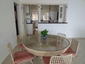 Apto Pitangueiras vista para o Mar